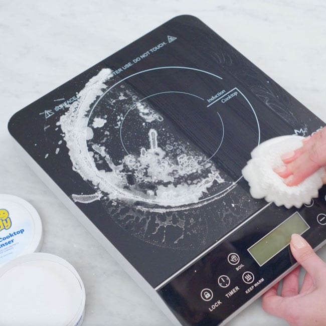 Scrub Daddy Stove & Cooktop Cleanser With Scrub Mommy - Image 5